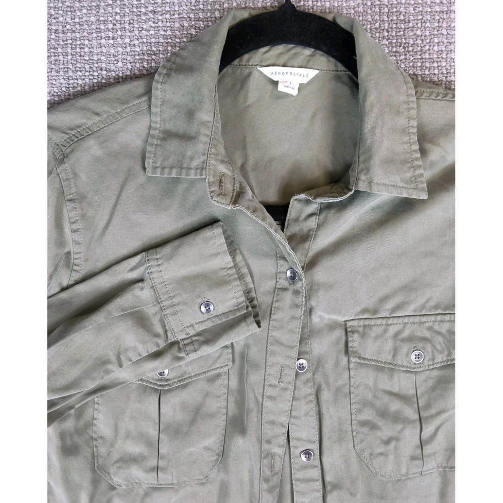 Aeropostale Women's Olive Green Long Sleeve Utility Button Down Shirt